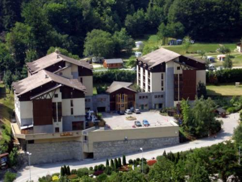 Pensee Des Alpes 2 Etoiles Ski And Spa Brides-les-Bains Bagian luar foto